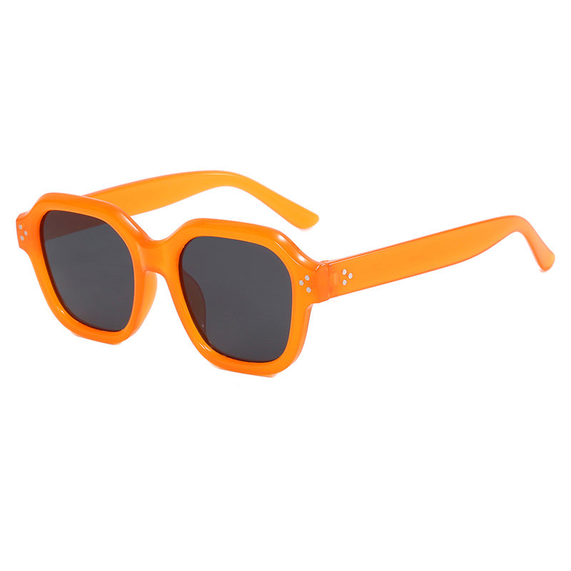 Lunettes de soleil retro grain de riz à la mode avec un style distinctif