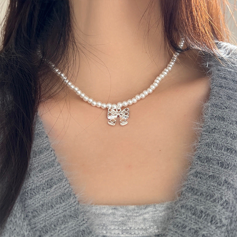 Chic collier chaîne perle de sweater Faux femmes Niche de luxe collier de col de tempérament Chai