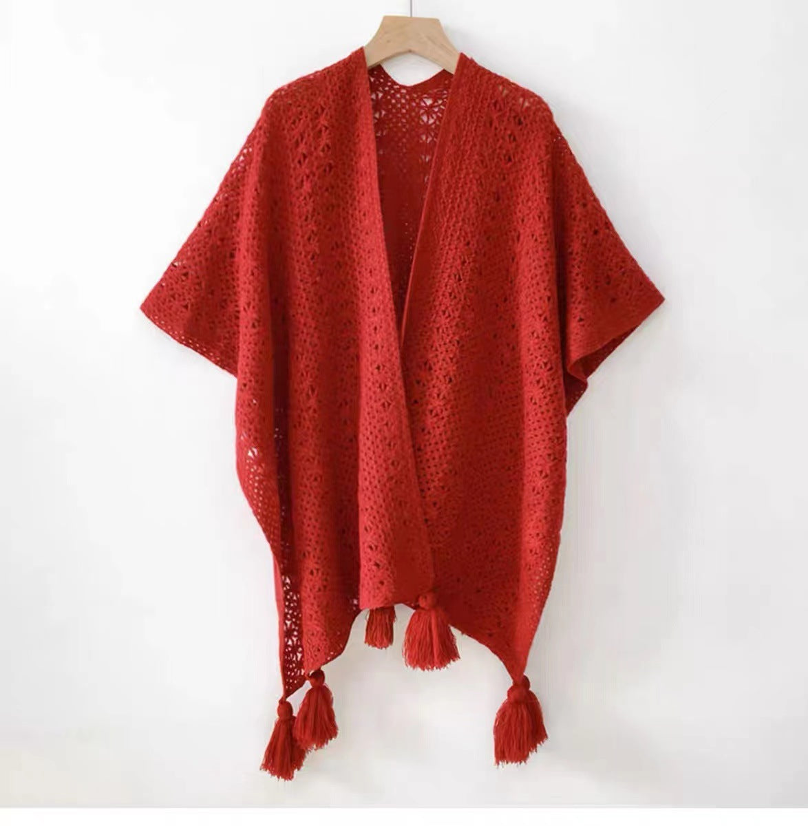 Femmes tricotées Tassel-Trimmed Open-Front Cape Pour les photos