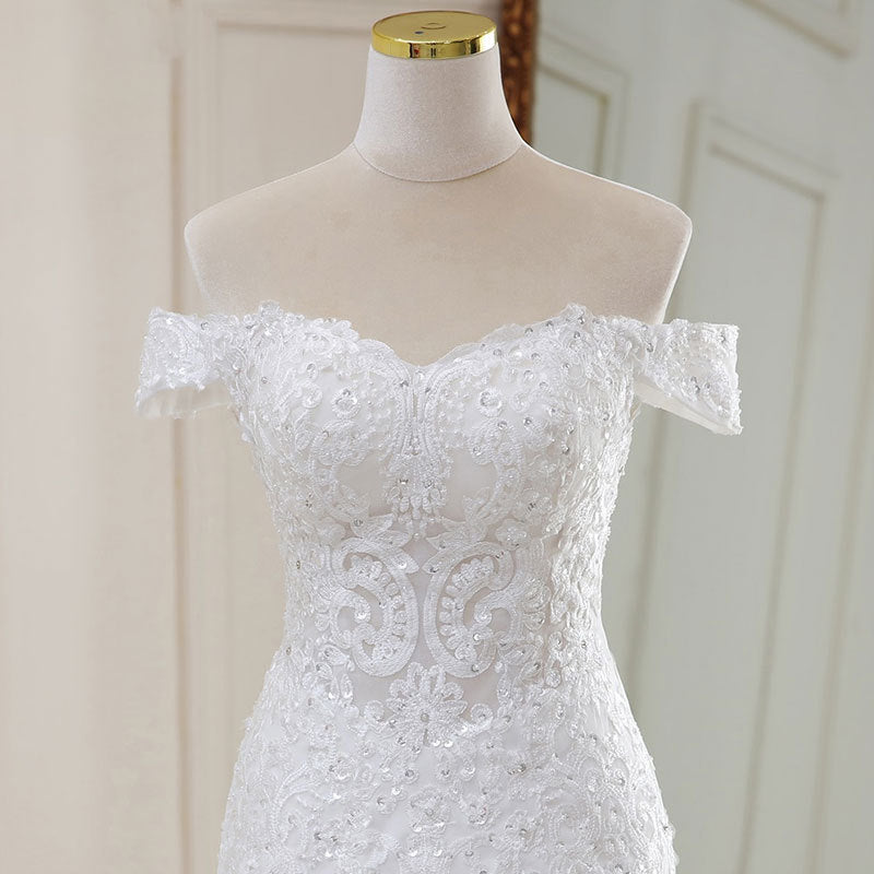 Haute taille Blanc Tempérament Dream Dentelle Mid-waist Long Tail Robe de mariage col V