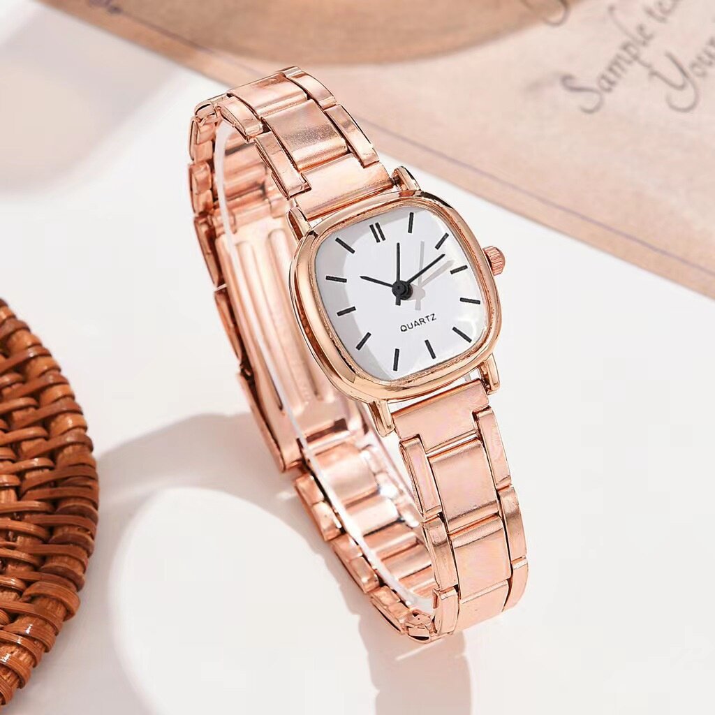 Montre à quartz romaine carrée en alliage pour femmes