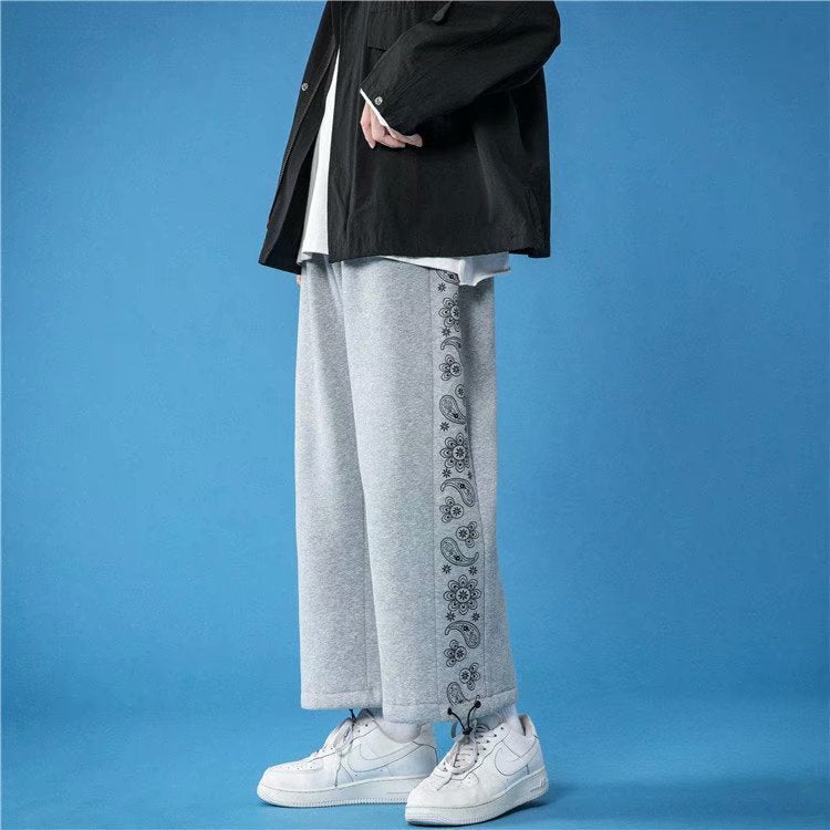 Mode masculine des pantalons occasionnels de pied de cravate
