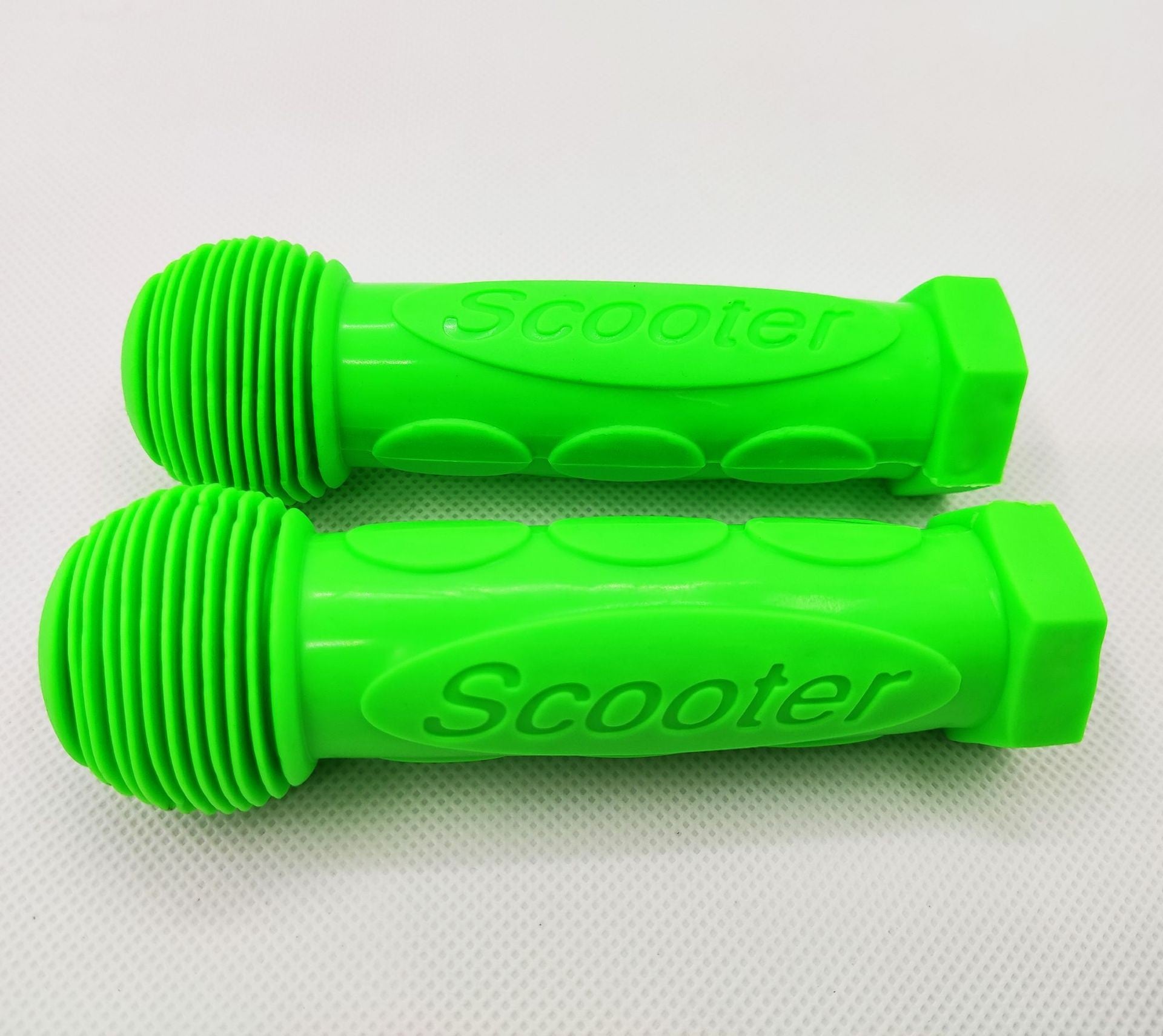 Poignées portatives antidérapantes en caoutchouc thermoplastique de couleur solide