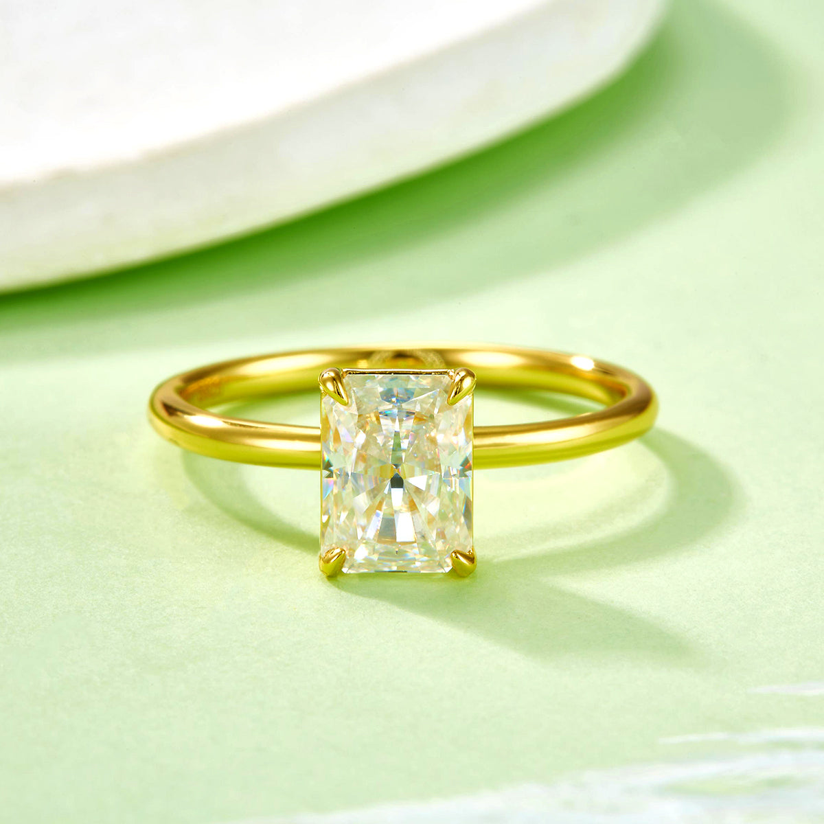 S925 Argent 2.0g Or plaqué 2ct Moissanite Anneau