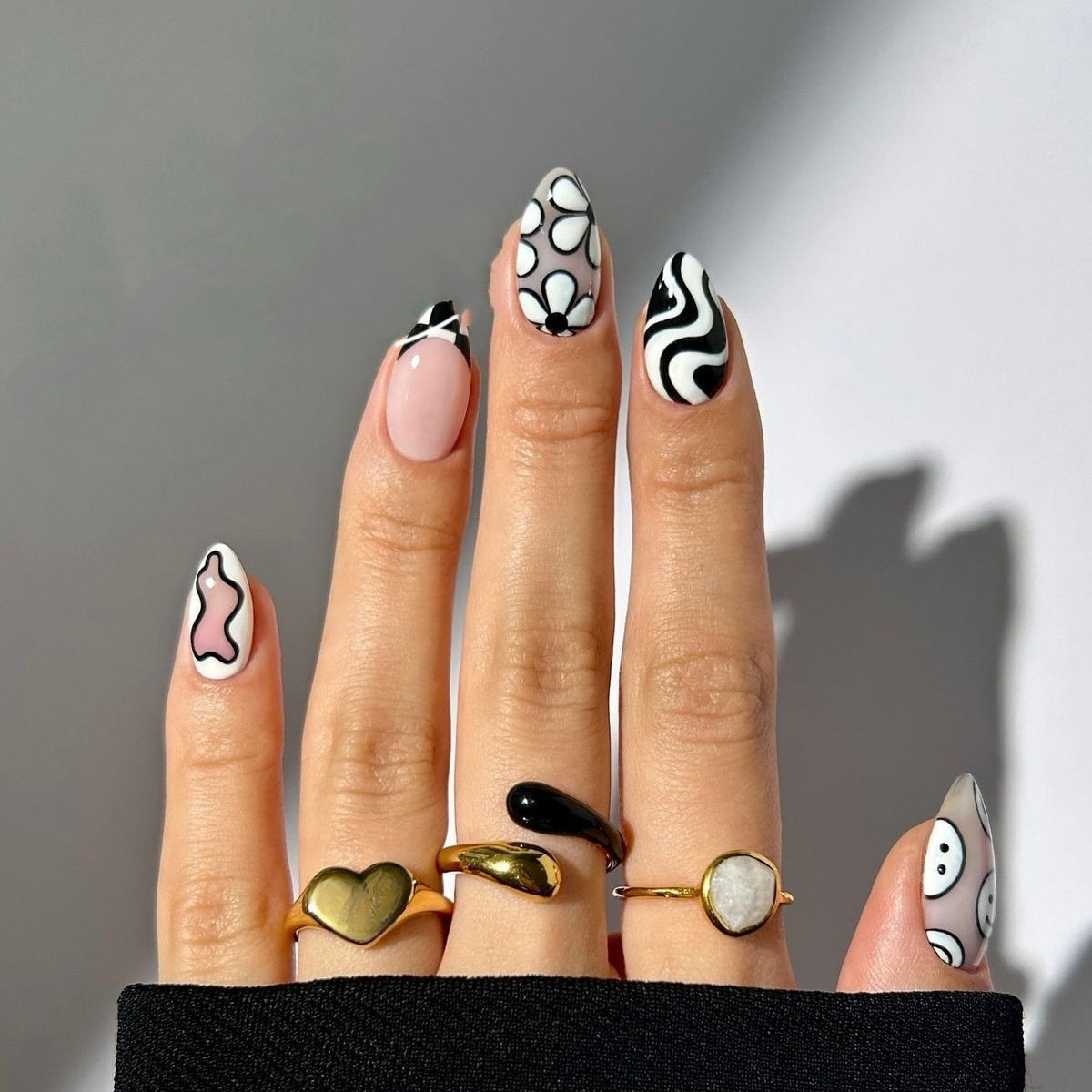 Astuce d'ongle terminée Wearable Court Square