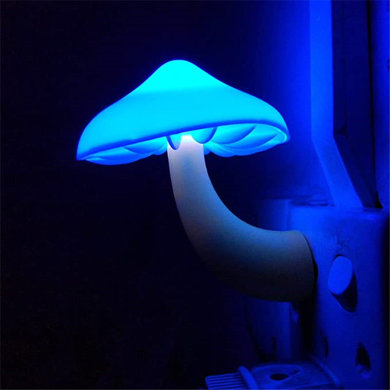 LED Night Light Mushroom Wall Socket Lampe EU US Plug Warm White Light-control Capteur Bedro
