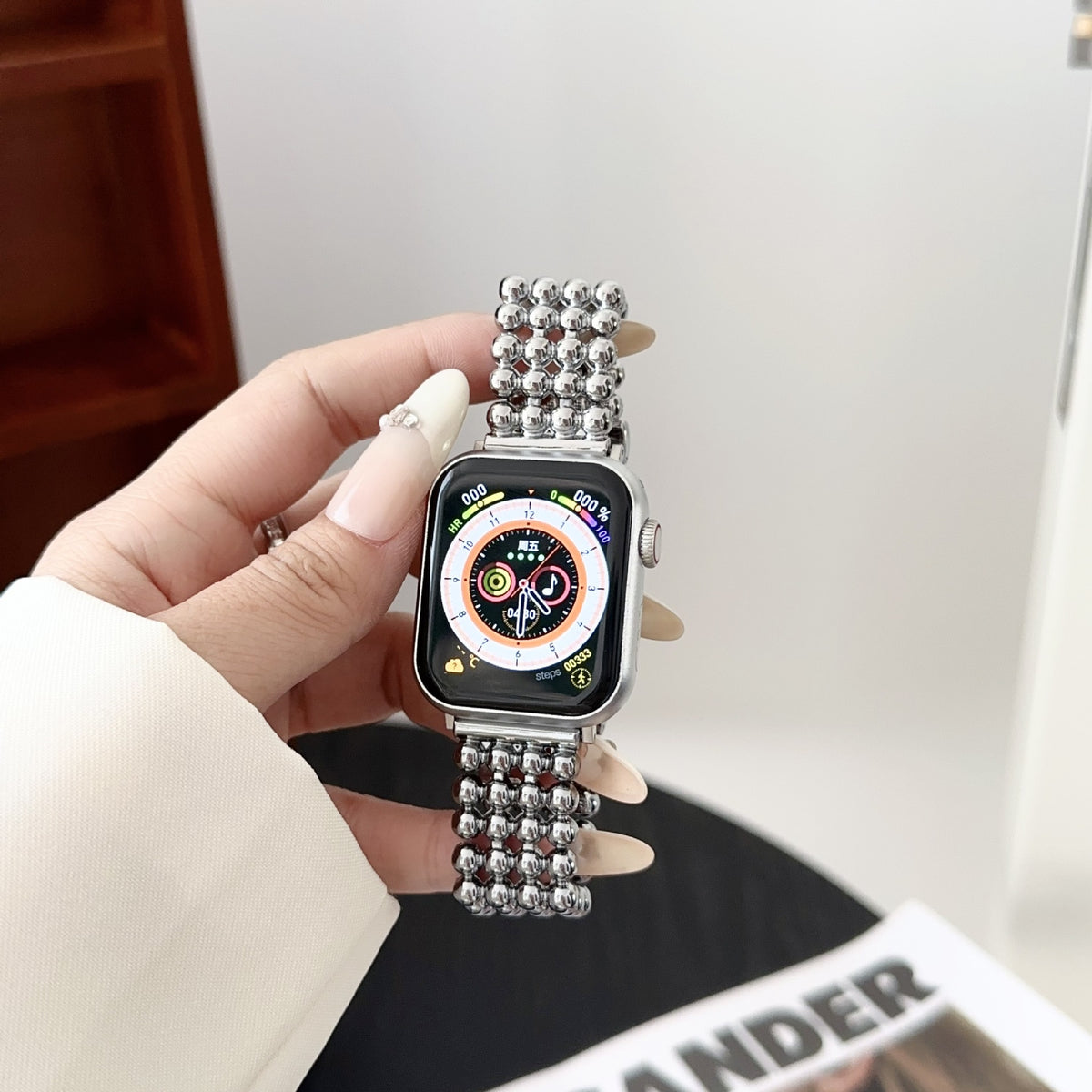 Four-pronged watch strap