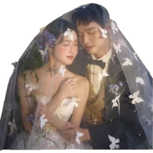 Veil à papillon tridimensionnel blanc nuptial
