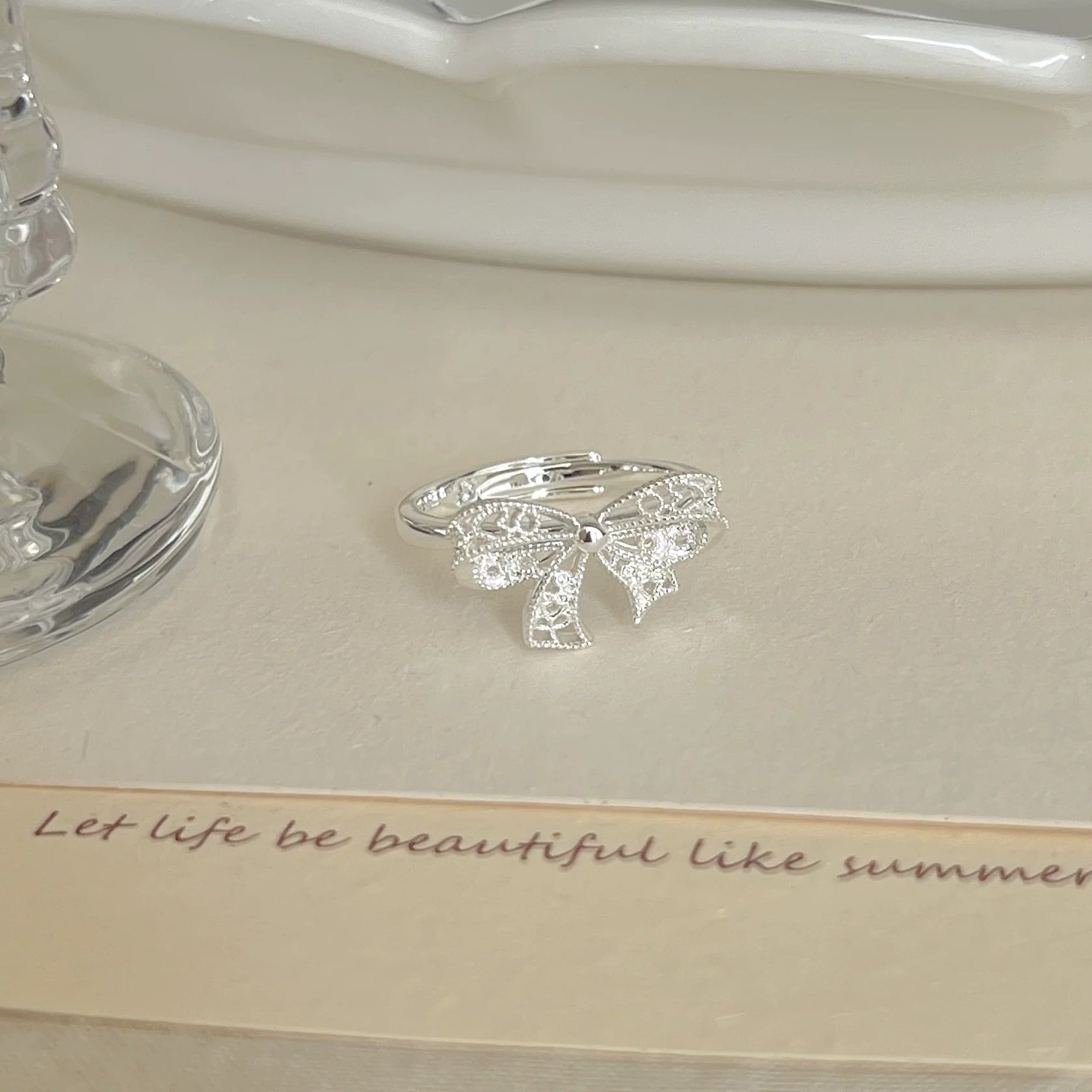 Sweet Elegant Hollow Anneau pour femmes