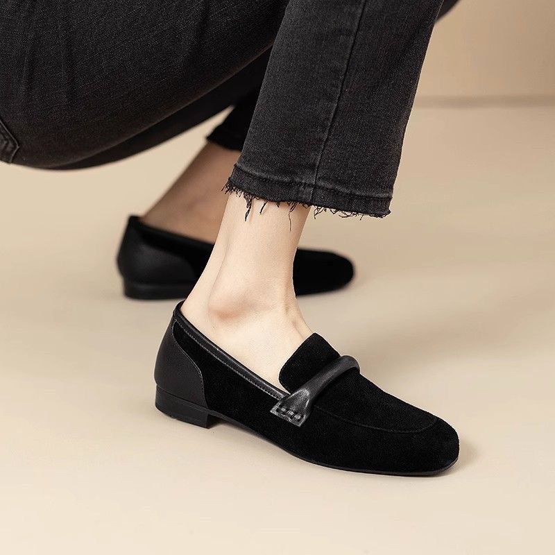 Mocassins pointus mat en cuir doux