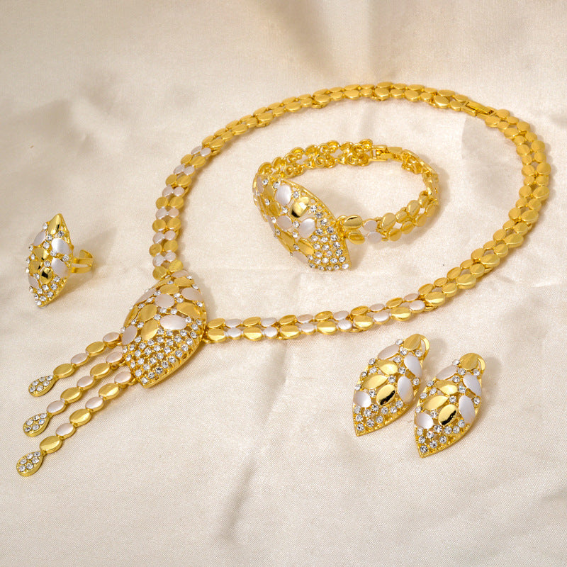 Collier étoilé de nuit Cheetah Gemme