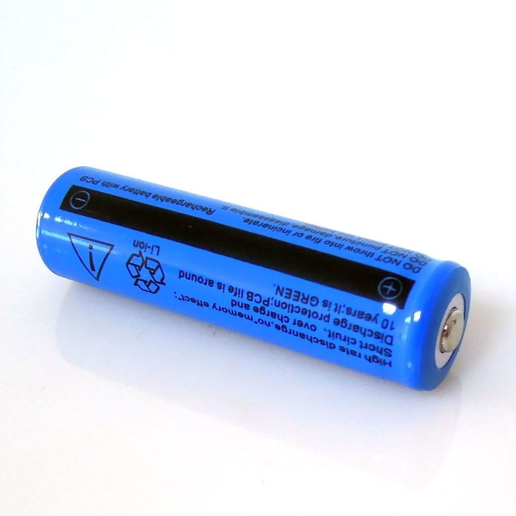 Batterie de 50 et 100pcs 3.7V Li-ion rechargeable 3000mAh 18650 Batteries pour lampe de poche de torche L