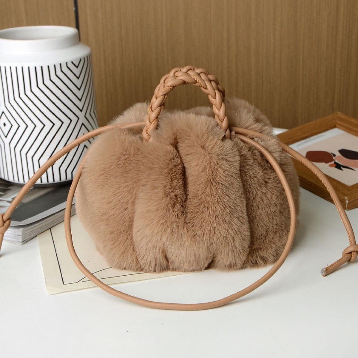 Sac en nuage plié à la main inspiré de Mink avec sensation haut de gamme