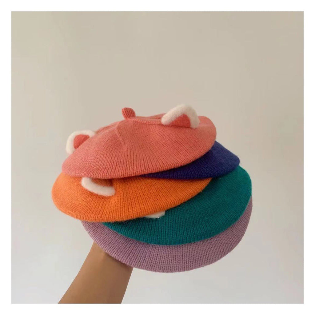 Chapeaux de laine de tricot de printemps et d'automne