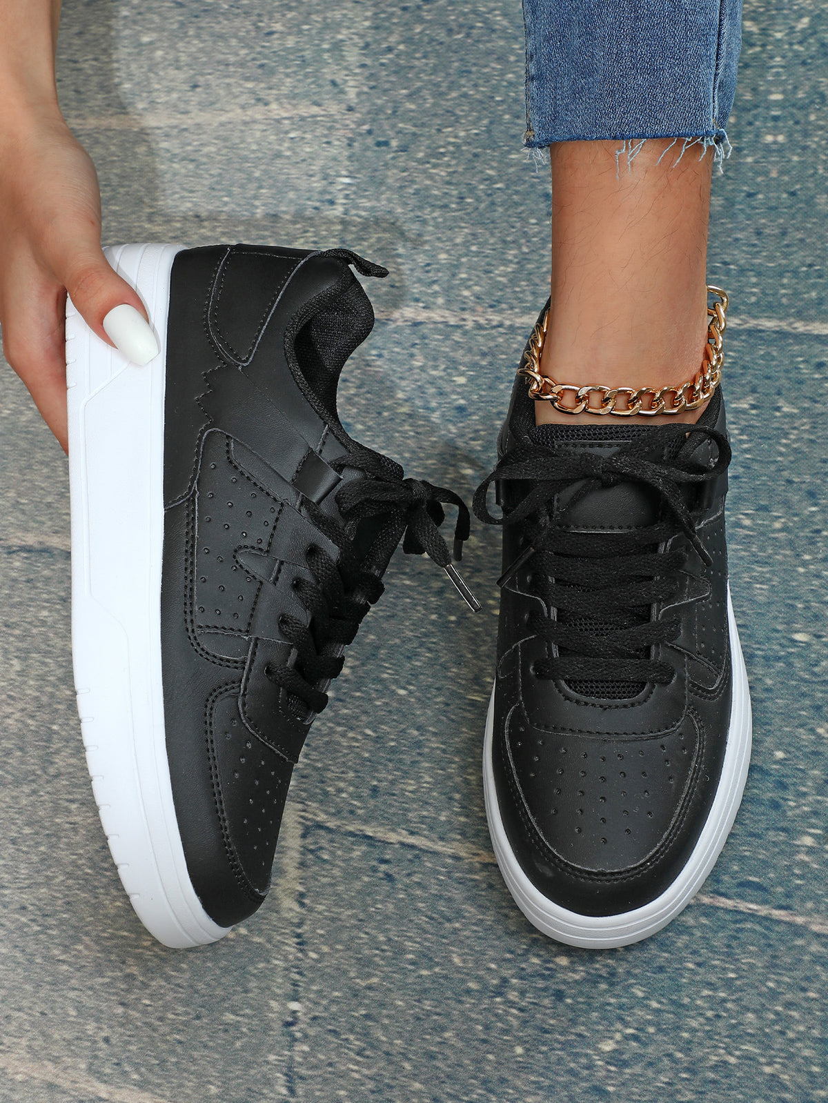 Ins European and American Fashion Platform Couple Soft Bottom Confortable Board Shoes Ca