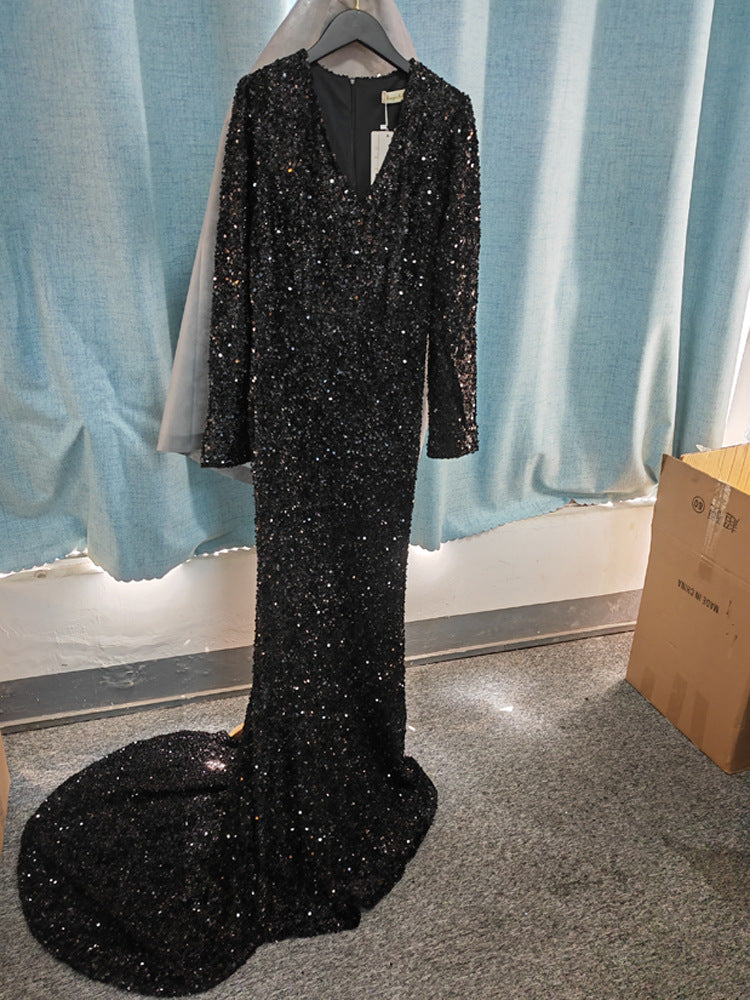 Robe de soirée à manches longues gris