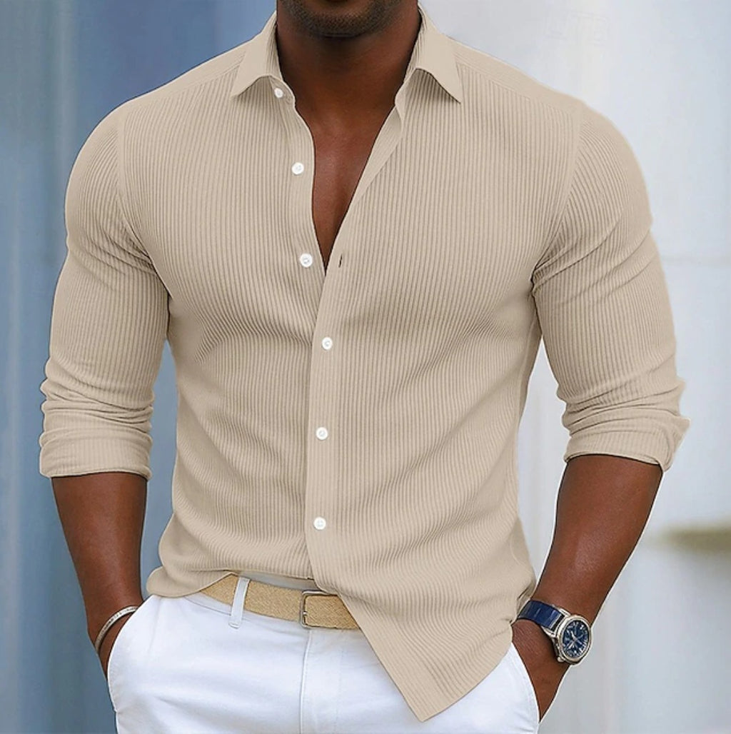 Chemise casual à manches longues en couleur unie avec un collier de lapel
