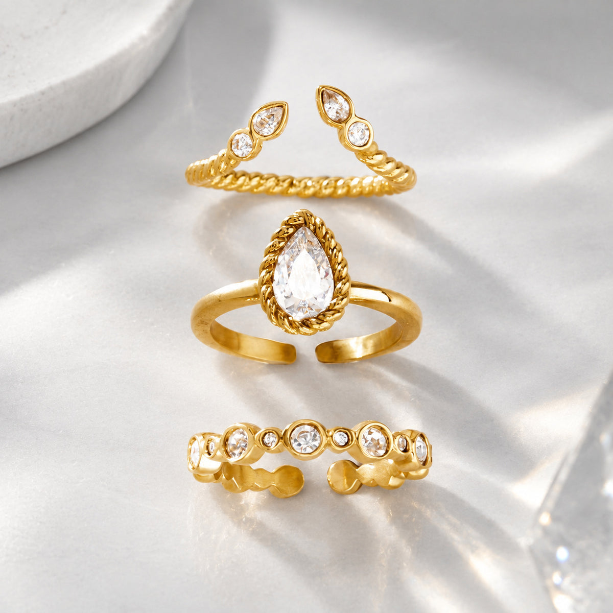 Twist Zircon anneau en acier titane Niche et haut de gamme
