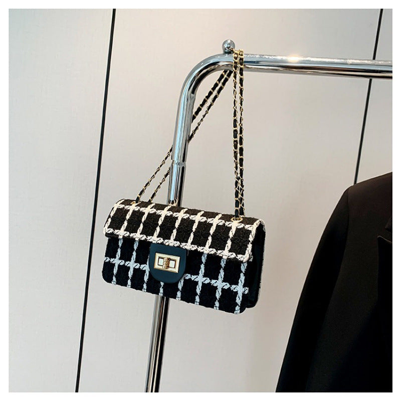 Sac à bandoulière pour dames avec une chaîne