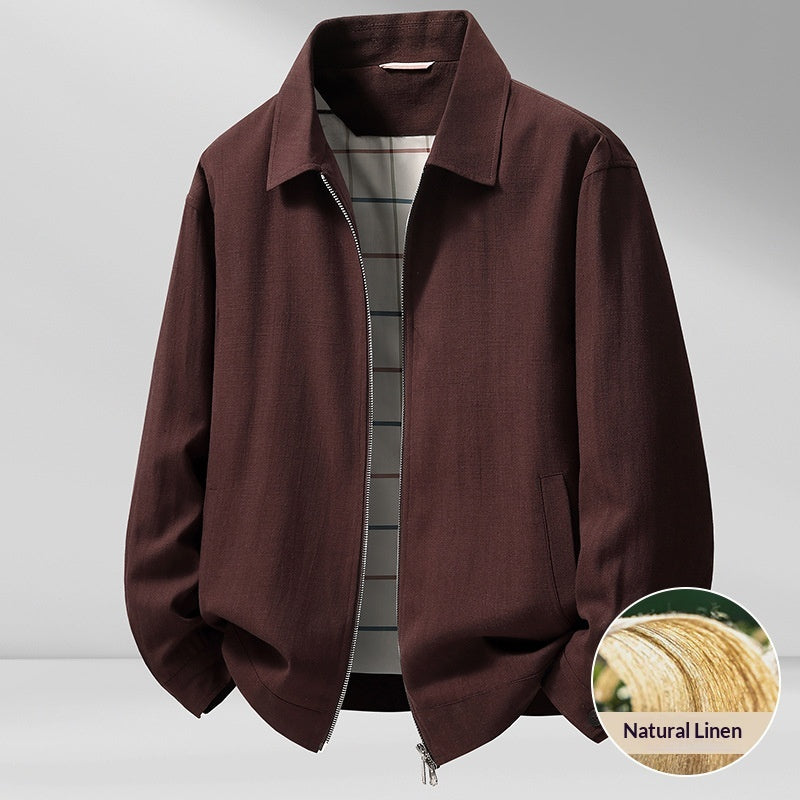 Une veste polyvalente de couleur pâle et respirante