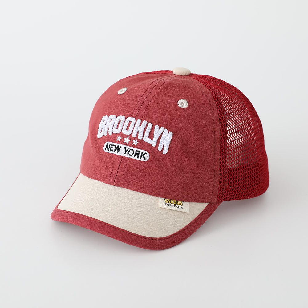 Été Garçons et filles Colorful Mesh Respirant Lettre délicate Broderie Casquette de baseball Wit