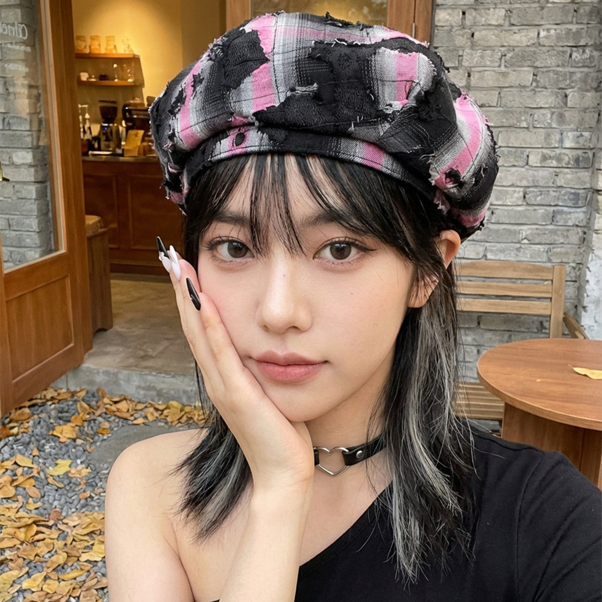 La Dame Détressed Check-pattern Fringed Trend-forward Patch-dyed Checkered Beret est Pe