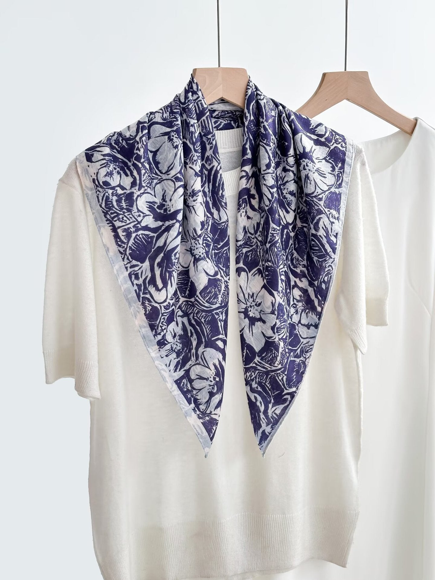 Echarpe de soie haut de gamme vintage pour femmes