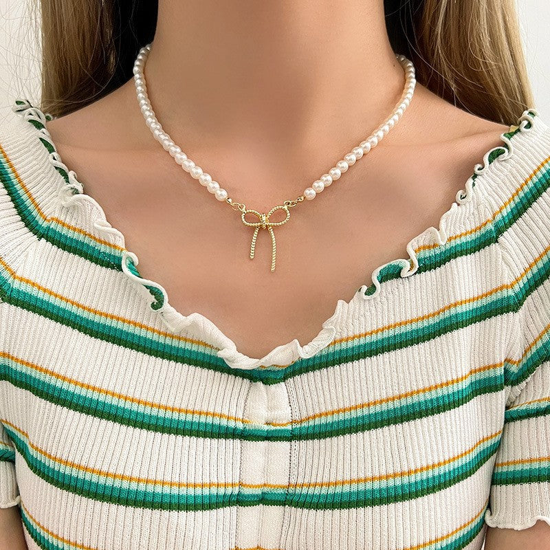 Femmes Mode Faux Perle Collier Chaîne Niche Design de luxe Élégant collier de sweater pour