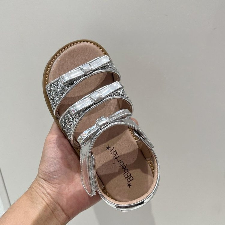 Sandales polyvalentes pour les filles
