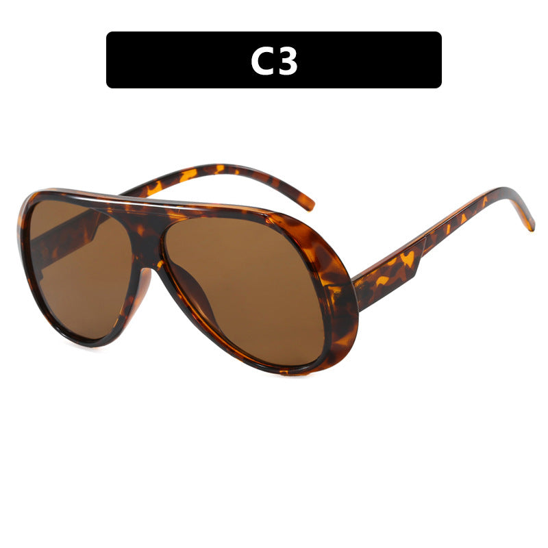 Lunettes de soleil modement surdimensionnées de style grenouille