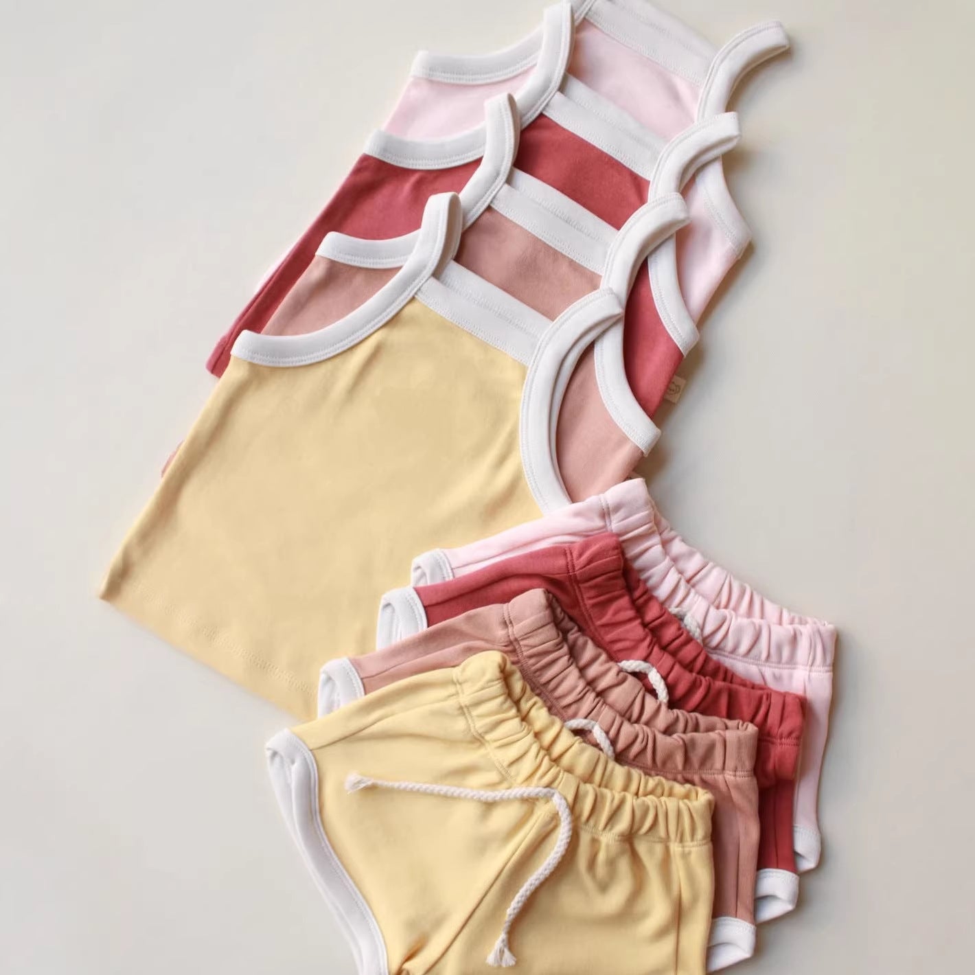 Bébé Summer Outfit Suspender Vest et shorts ensemble filles