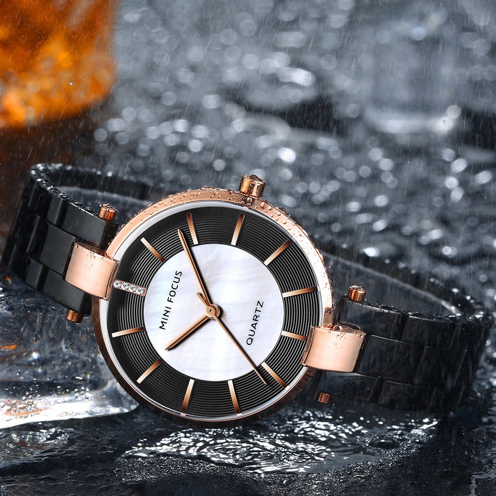 Femmes Casual Quartz Montre simple et élégant bracelet en acier inoxydable