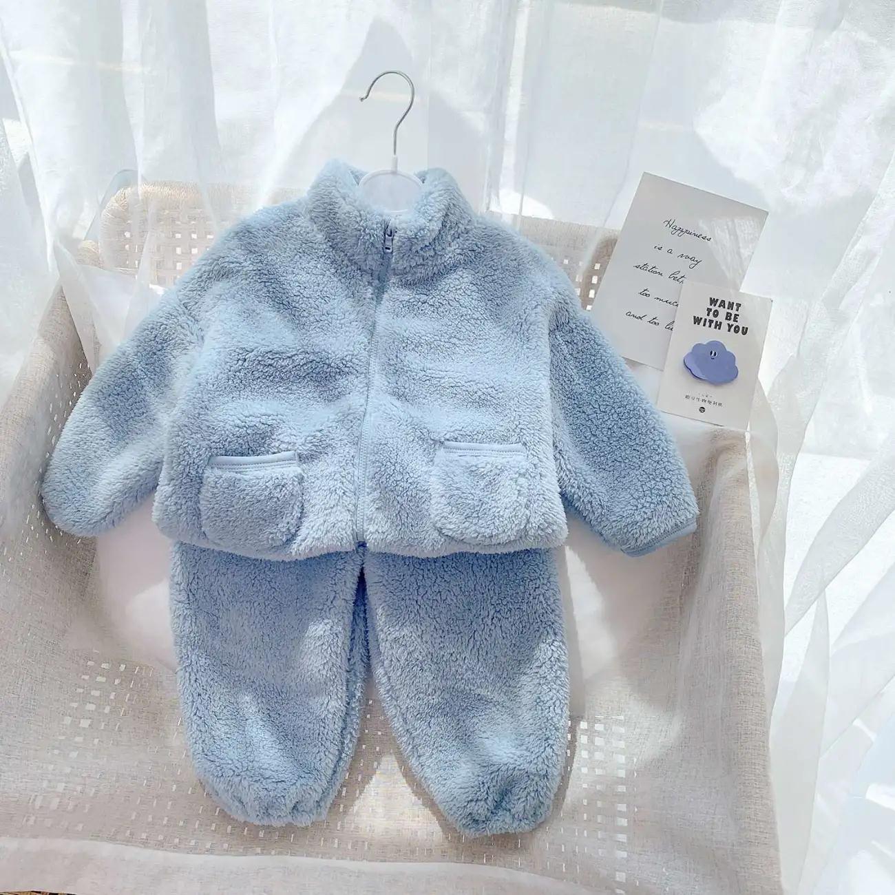 Mode Hommes et femmes Costume pour enfants