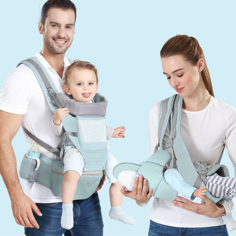 Frappez le style avant et arrière, sortez et accrochez votre bébé