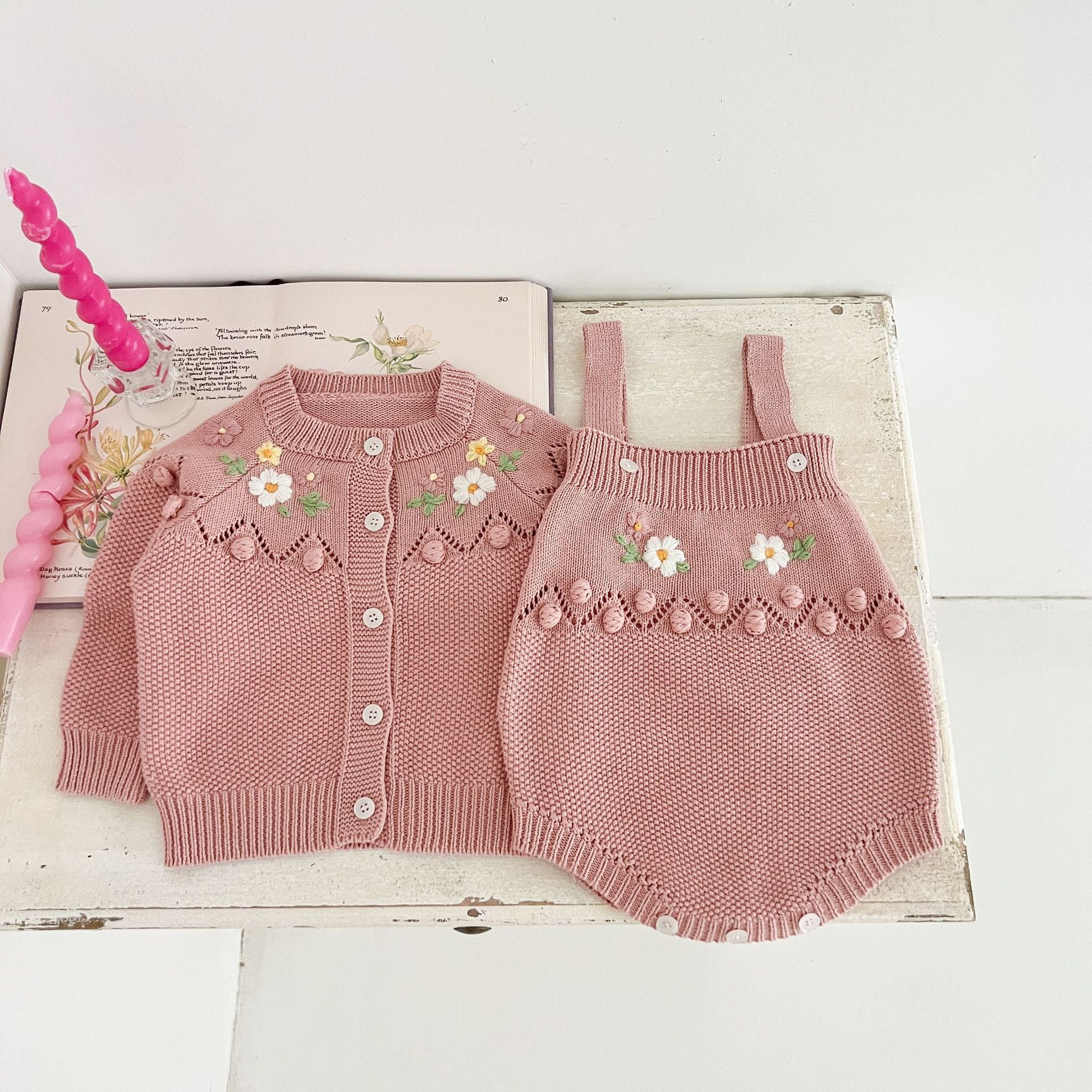 Newborn Handmade Flower Deux-pièces Knitted Cardigan Jumpsuit