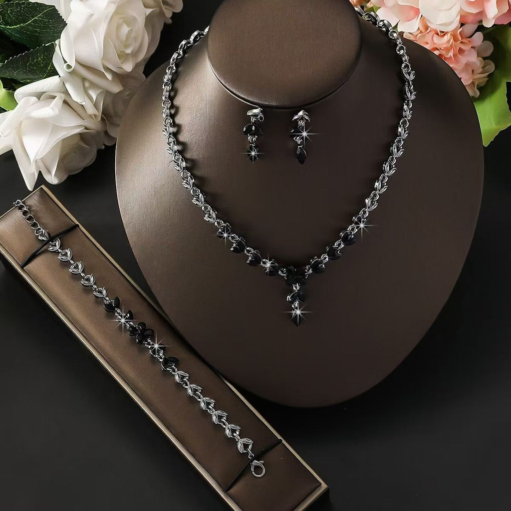 Collier Amazon