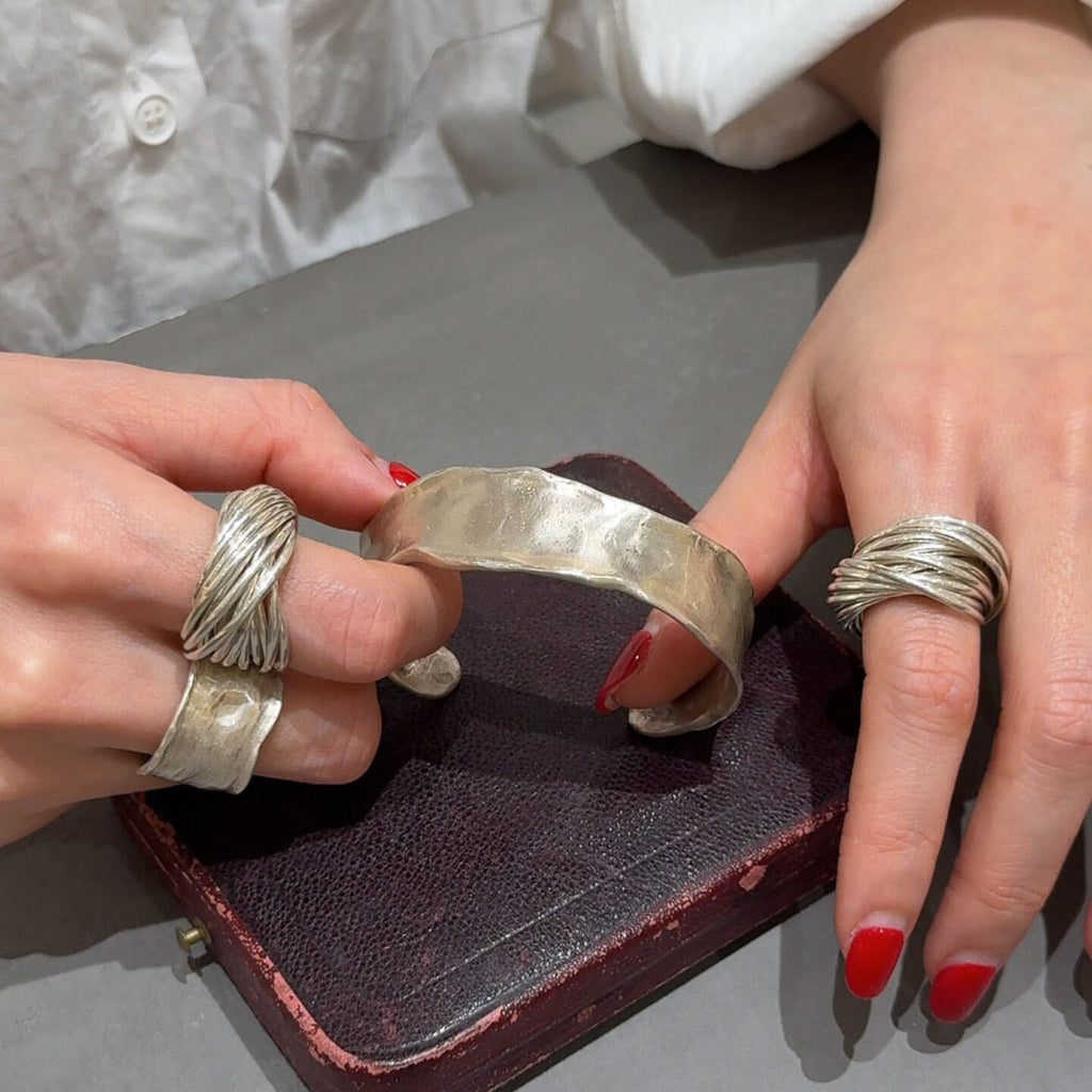 Minimalist Light-luxury Irrégulier-forme Silver Wide Bracelet