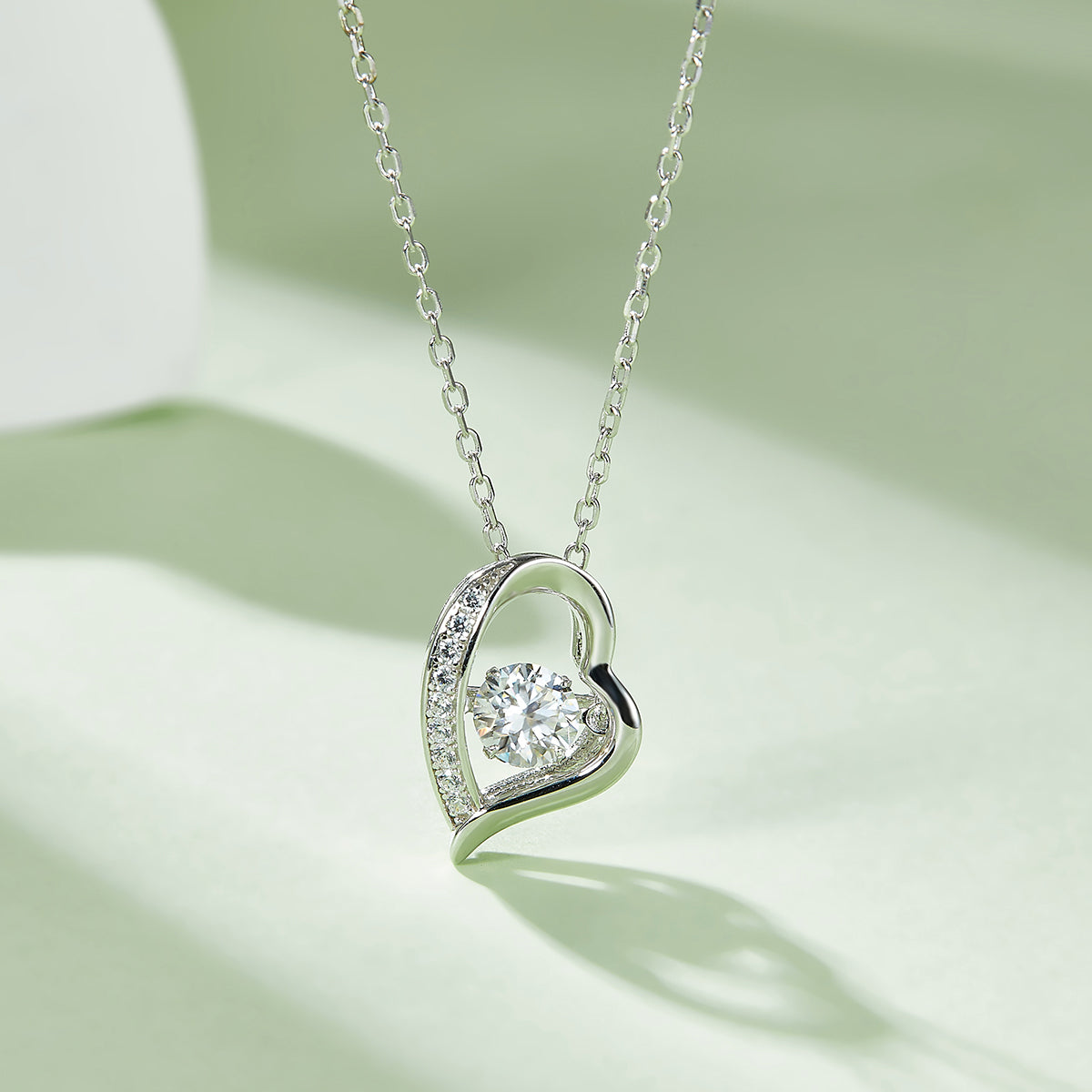 S925 Argent Sterling 0.5ct D Couleur VVS1 Moissanite Collier ouvert 45cm Platine