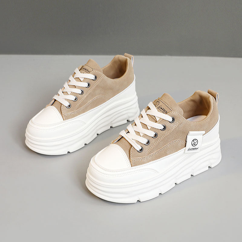 Sneakers respirables tout-match résistants à l'épaisseur des talons cachés des femmes