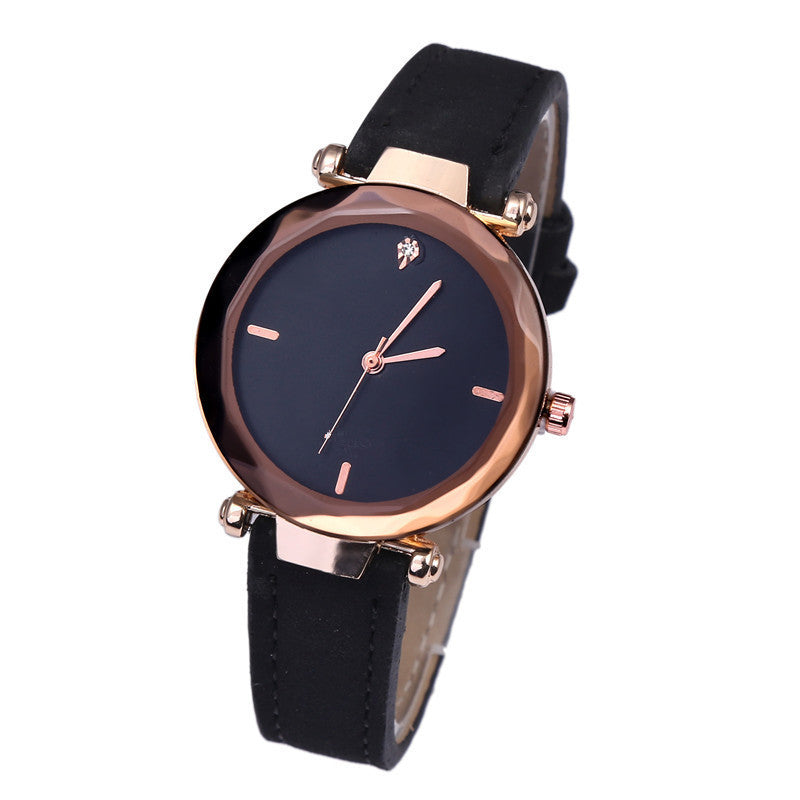 Couples à la mode Waterdrop-Cut Diamond Frosted Bracelet en cuir Quartz Rhombus Montre pour W