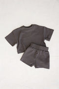 Short-sleeved T-shirt and shorts Two-piece set