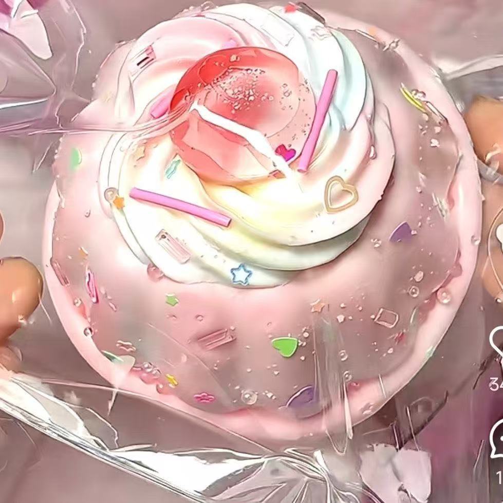 Grand pudding aux fraises crémeuses Silicone Stress-Relief Toy