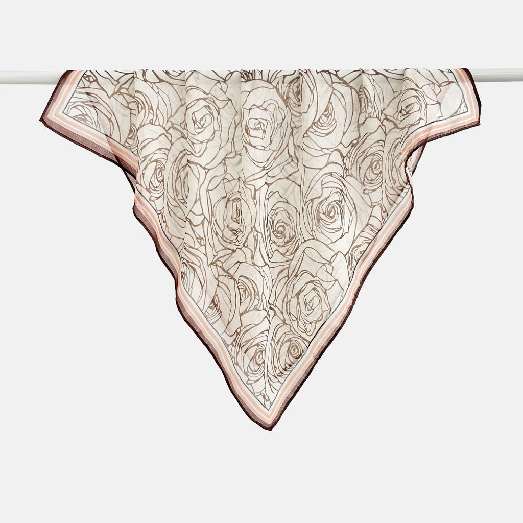 Écharpe mince imprimée versatile carrée