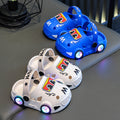 Pantoufles non glissantes à semelle souple en forme de voiture pour enfants