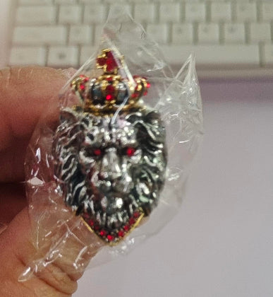 Ancienne bague de lion