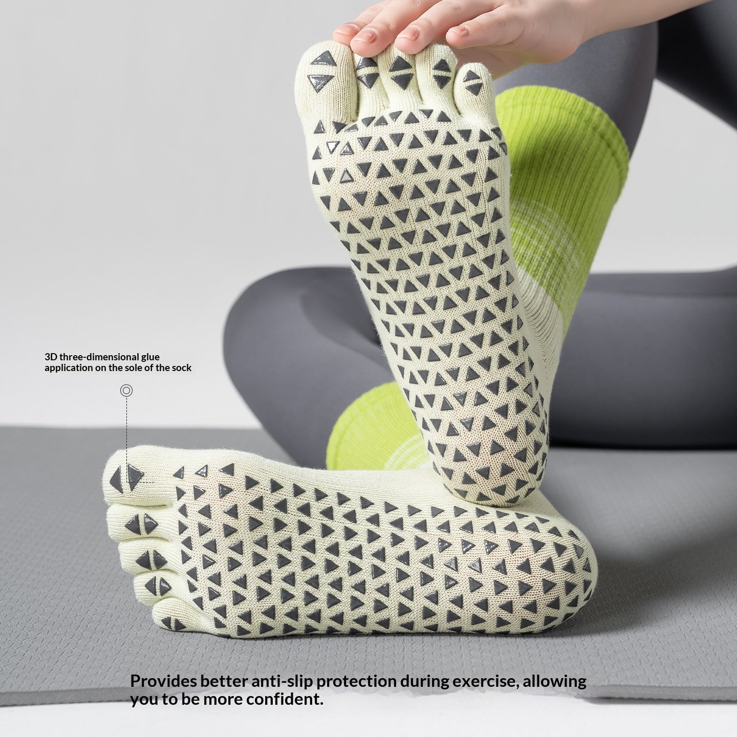 Chaussettes de yoga à cinq doigts pour les femmes