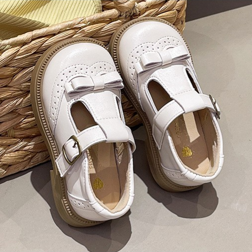 Chaussures en cuir pour filles