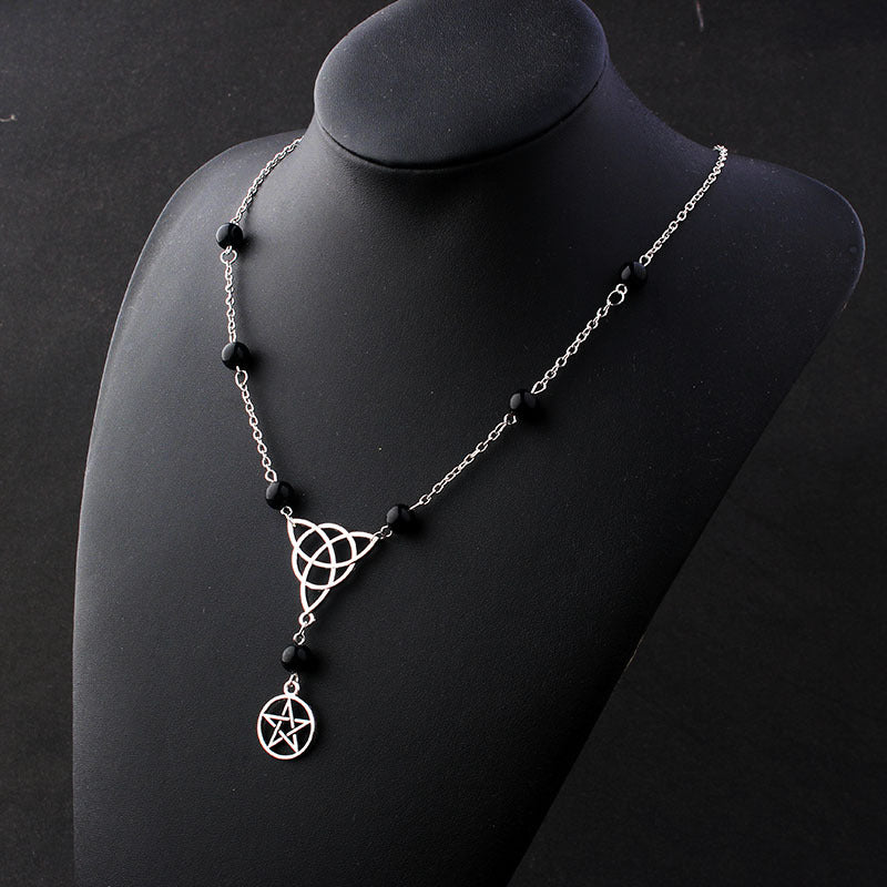 Witchcraft gothique Pentagram Tête chaîne Magic Round Perles Pierre