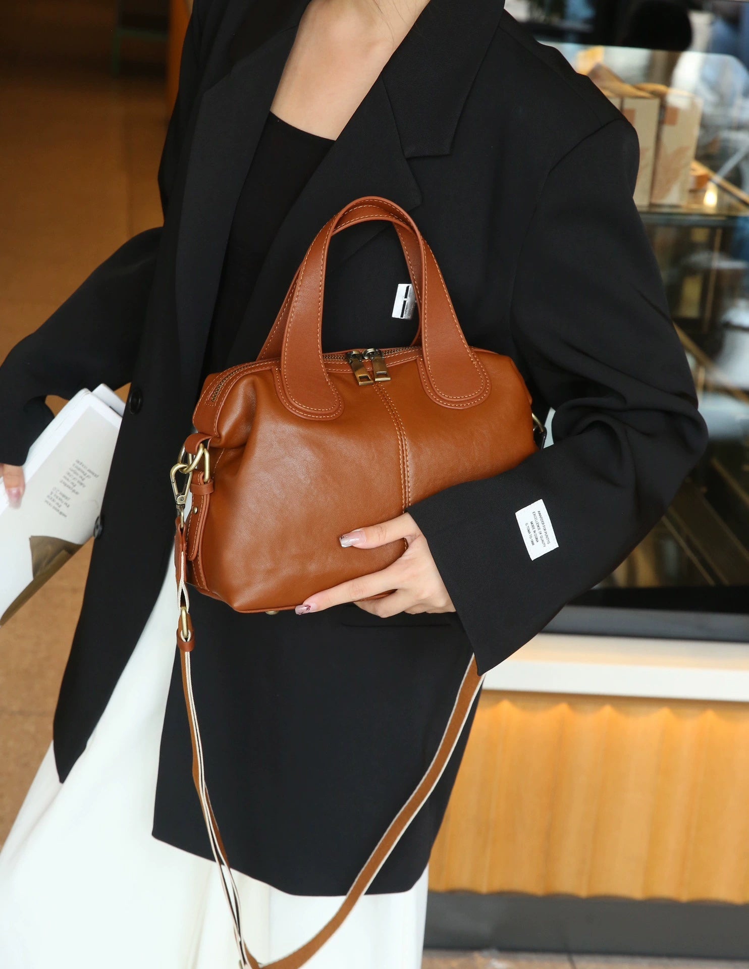 Sac à main en cuir de style femme