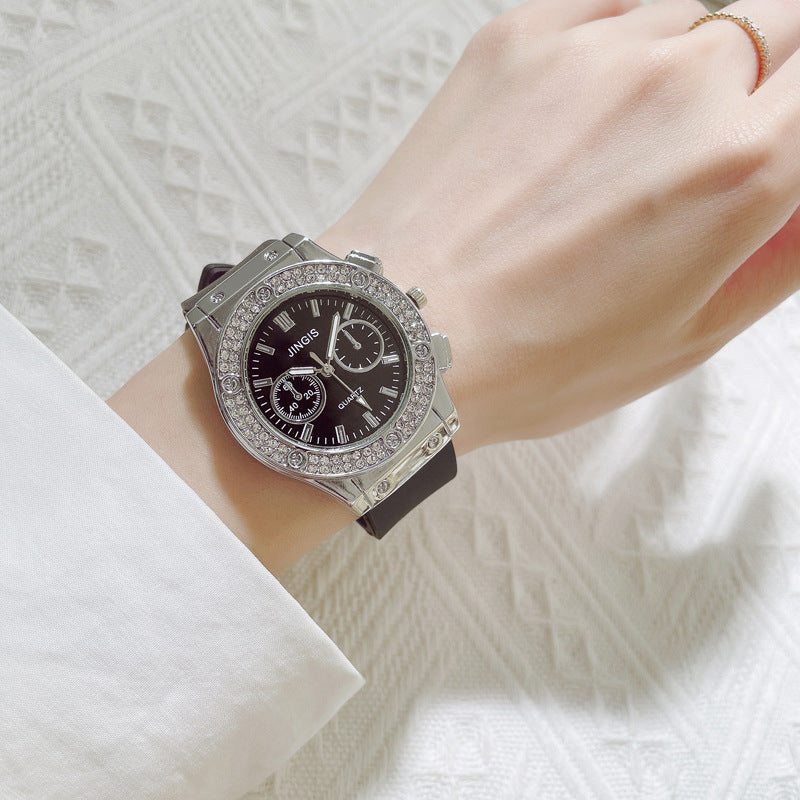 Montre bracelet en silicone Diamant d'affaires tout-match